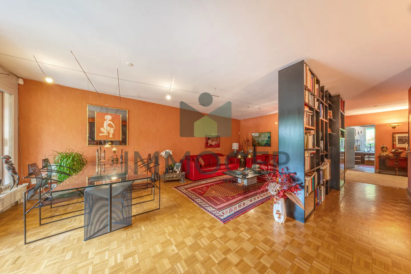 Exclusivity: Bright 4-Room Apartment with 114 m2 Living Space in Cologny - Photo 1 of 13