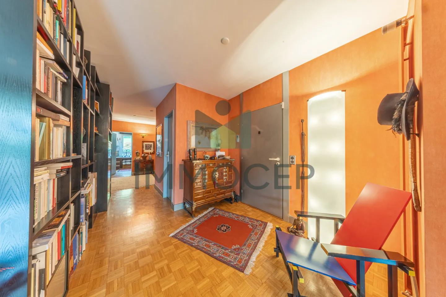 Exclusivity: Bright 4-Room Apartment with 114 m2 Living Space in Cologny - Photo 5 of 13