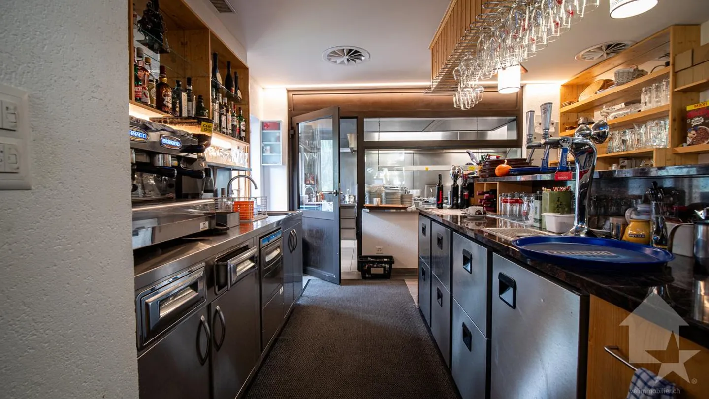 Renoviertes Hotel-Restaurant im Herzen des Dorfes mit spektakulärem Blick - Foto 15 von 30