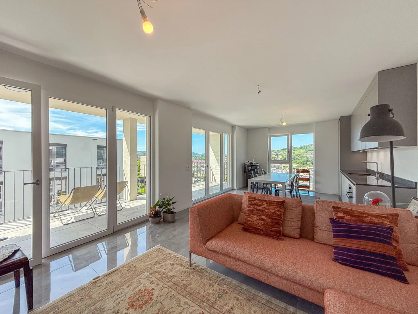 Moderno attico 3.5 locali a Mendrisio - Foto 2 di 10