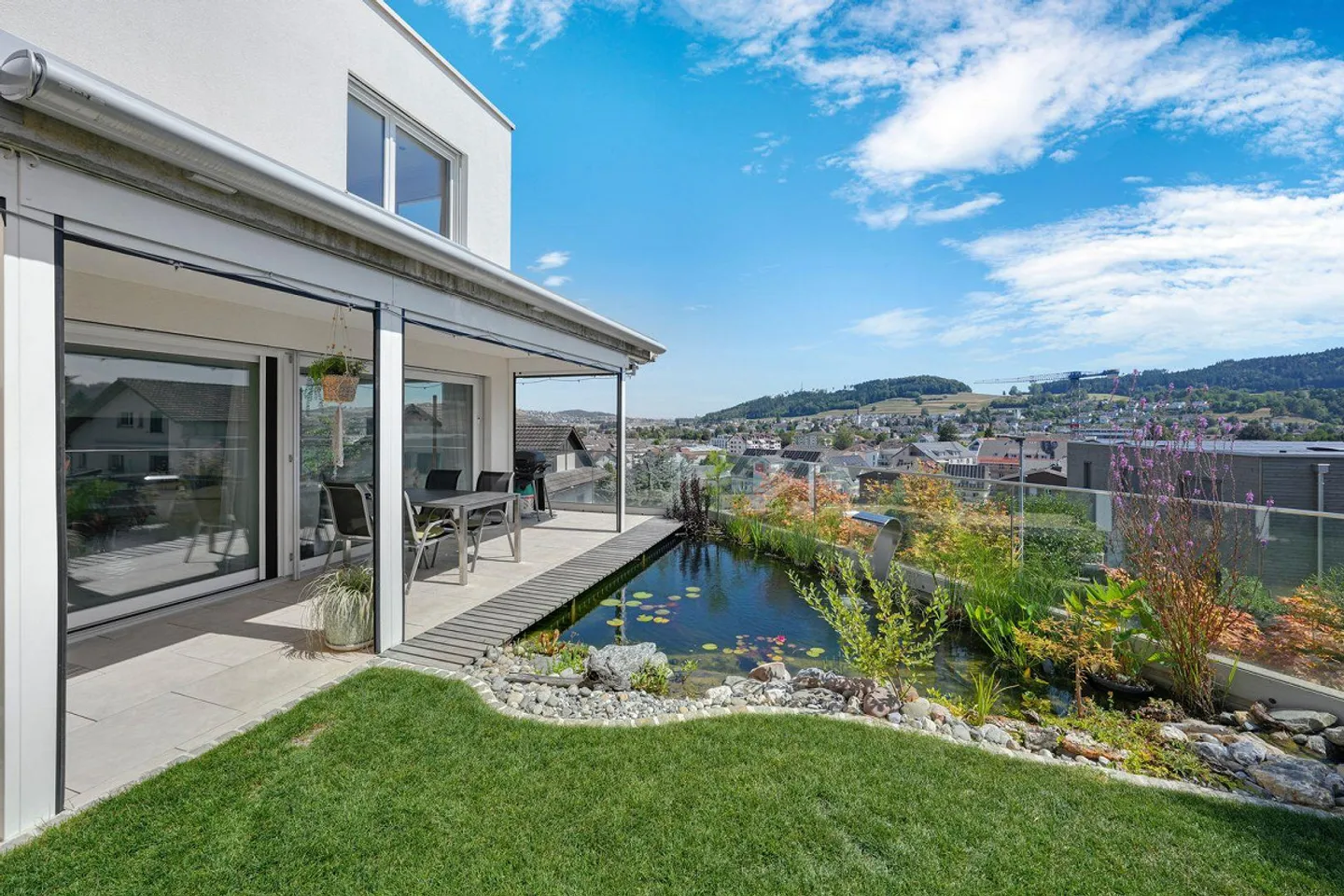 Appartamento giardino soleggiato con giardino e vista unici - Foto 6 di 22