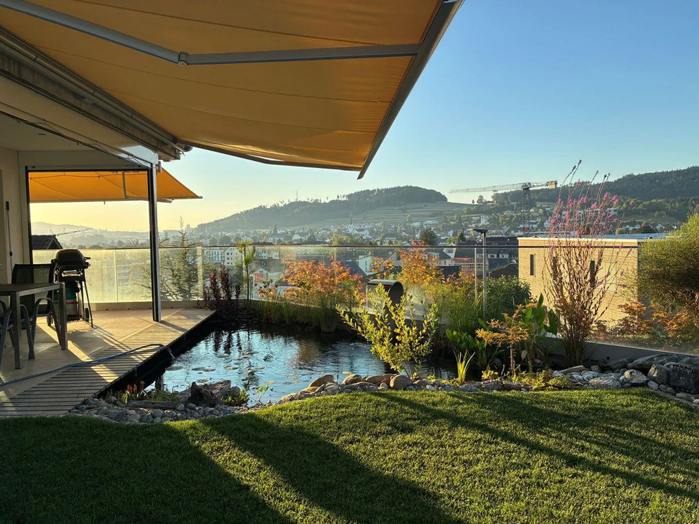Appartamento giardino soleggiato con giardino e vista unici - Foto 7 di 22