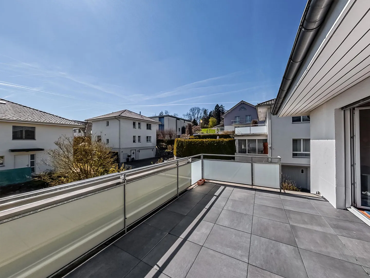 Charming single-family house in a well-kept residential area - Photo 20 of 21