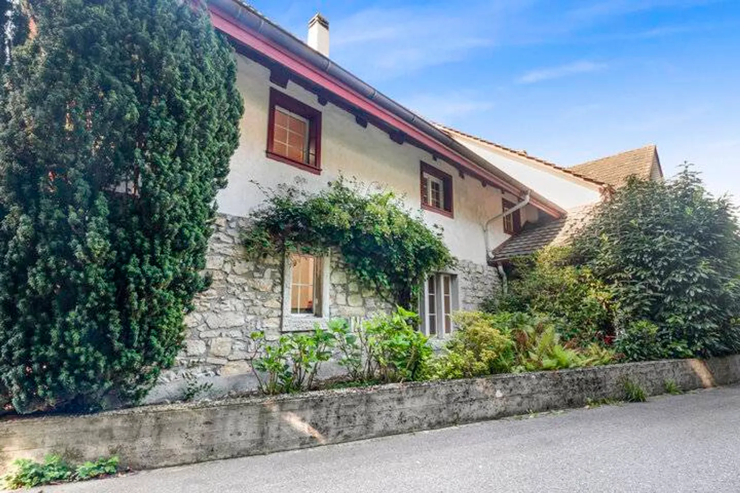 Charming 18th Century Villa - Photo 7 of 8