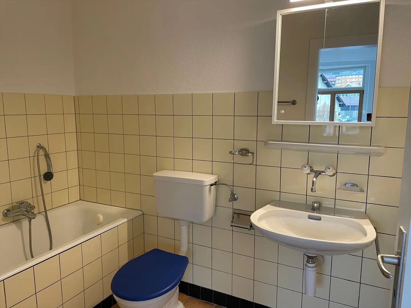 1.5 room apartment - Photo 2 of 5