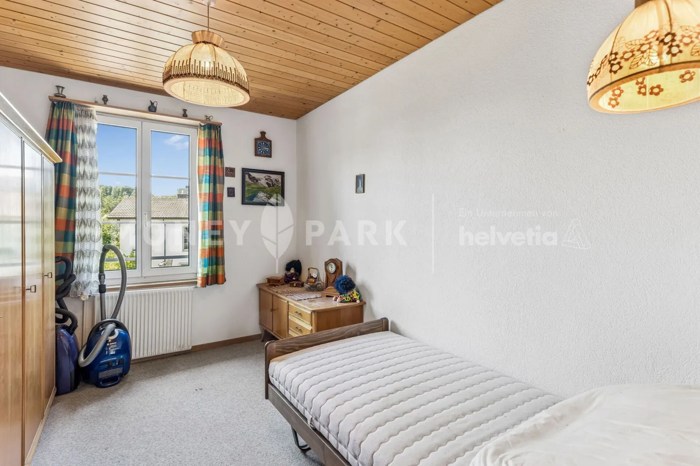 Maison jumelée de 6 pièces avec beaucoup de potentiel - Photo 8 sur 14