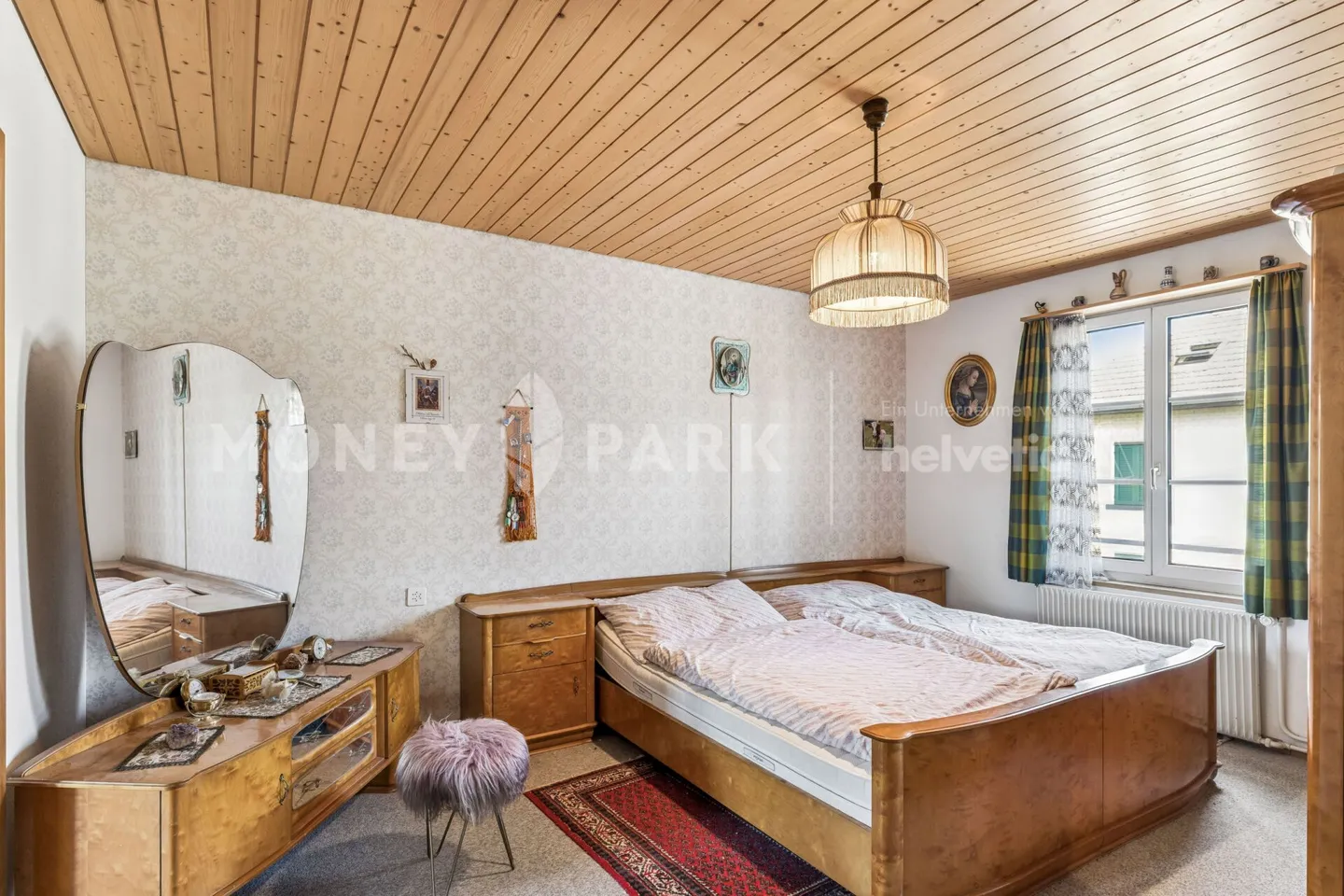 Maison jumelée de 6 pièces avec beaucoup de potentiel - Photo 7 sur 14