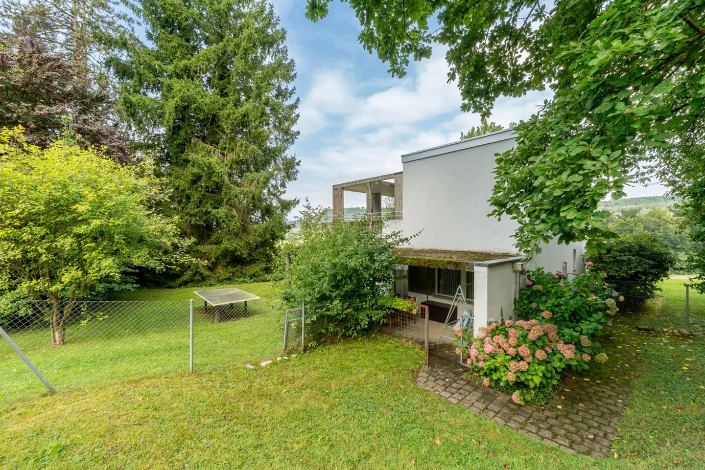Affascinante proprietà Bauhaus con riserva di terreno - Foto 11 di 13