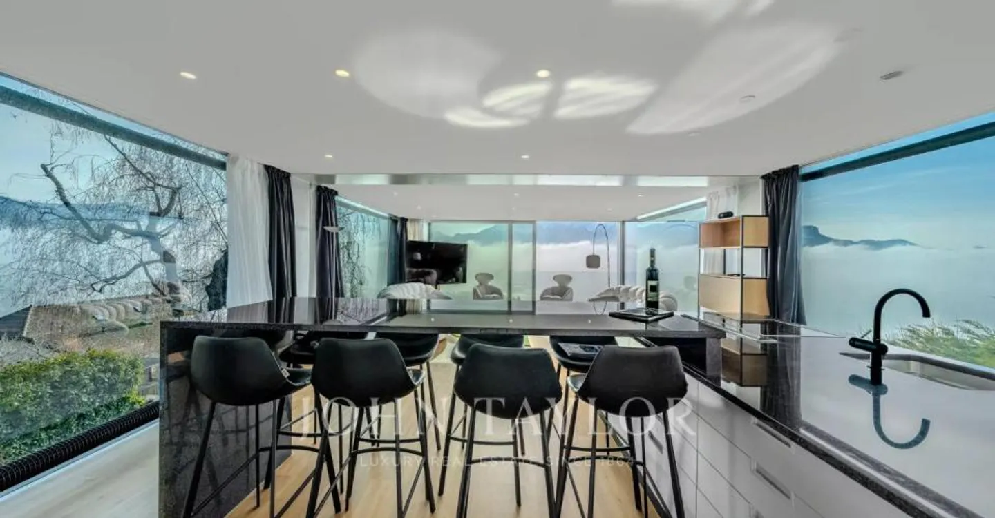 Villa Contemporanea con Vista Lago - Foto 2 di 12