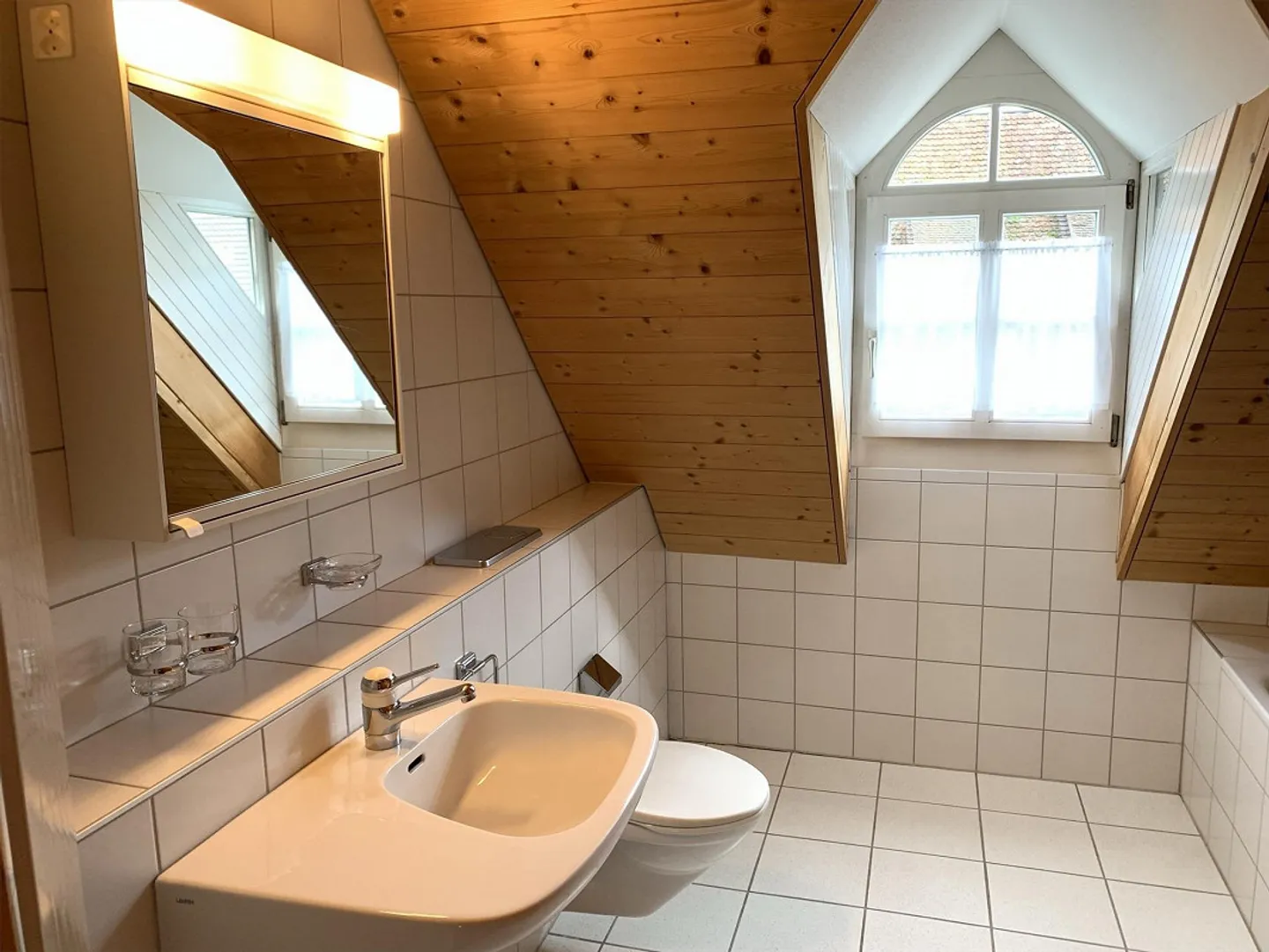 Appartamenti accoglienti con 3.5 stanze e grande balcone - Foto 7 di 13