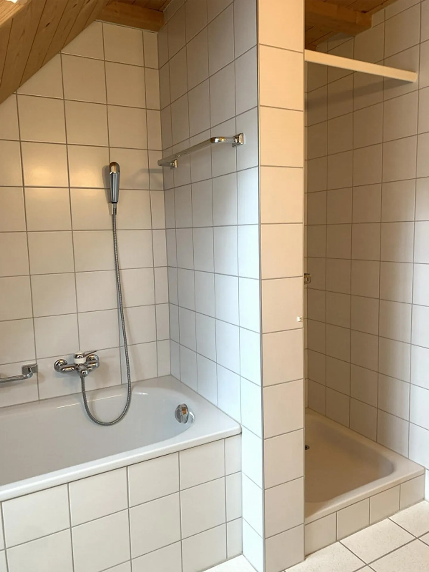 Appartamenti accoglienti con 3.5 stanze e grande balcone - Foto 8 di 13