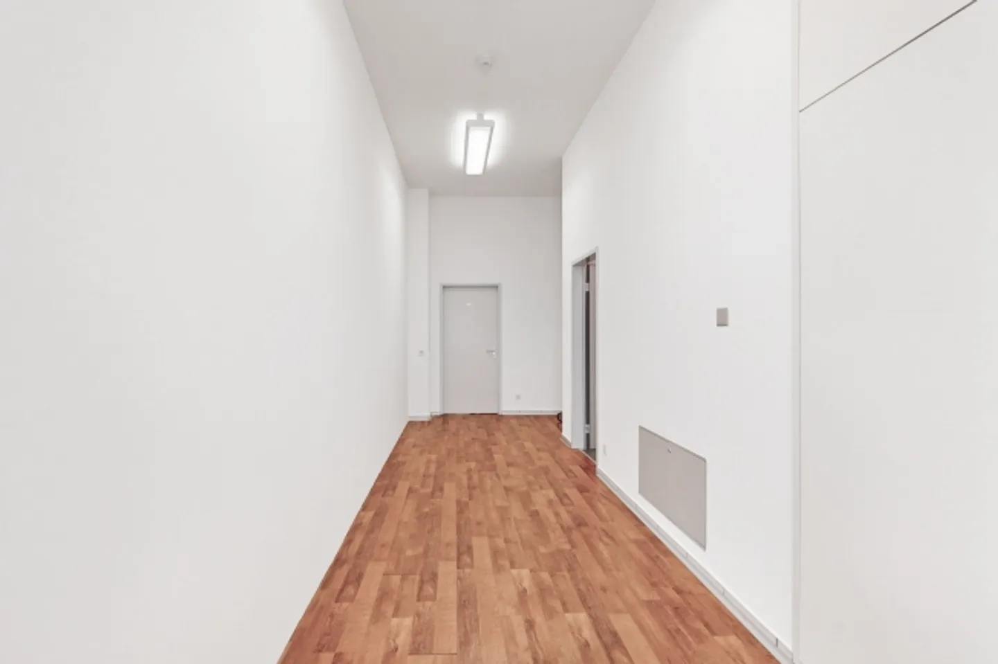 Edificio ad uso misto in affitto - Foto 7 di 10