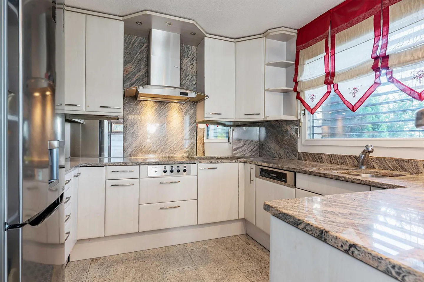 Habitat attractif avec vue imprenable et beaucoup d'intimité - Photo 2 sur 12