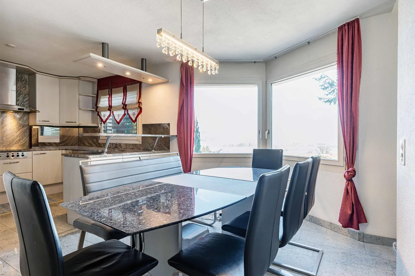 Habitat attractif avec vue imprenable et beaucoup d'intimité - Photo 3 sur 12