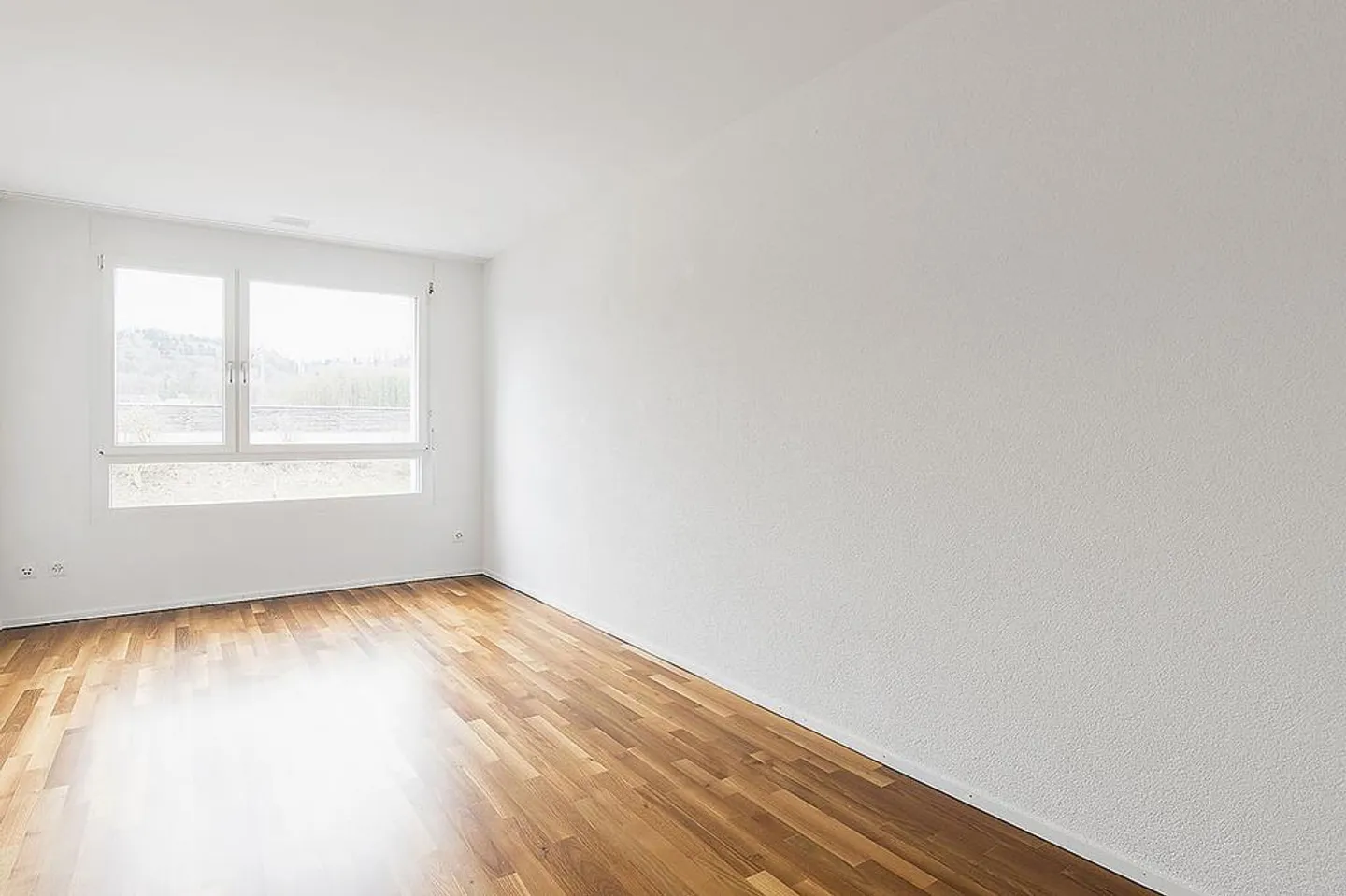 ***3'5'ZWG**97m2**EG**grosse Loggia*** - Foto 6 von 9