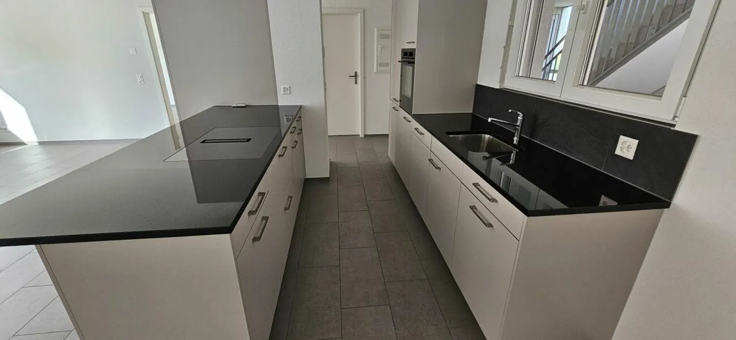 Top modern 2 1/2-room apartment, 70m2 - Photo 2 of 12