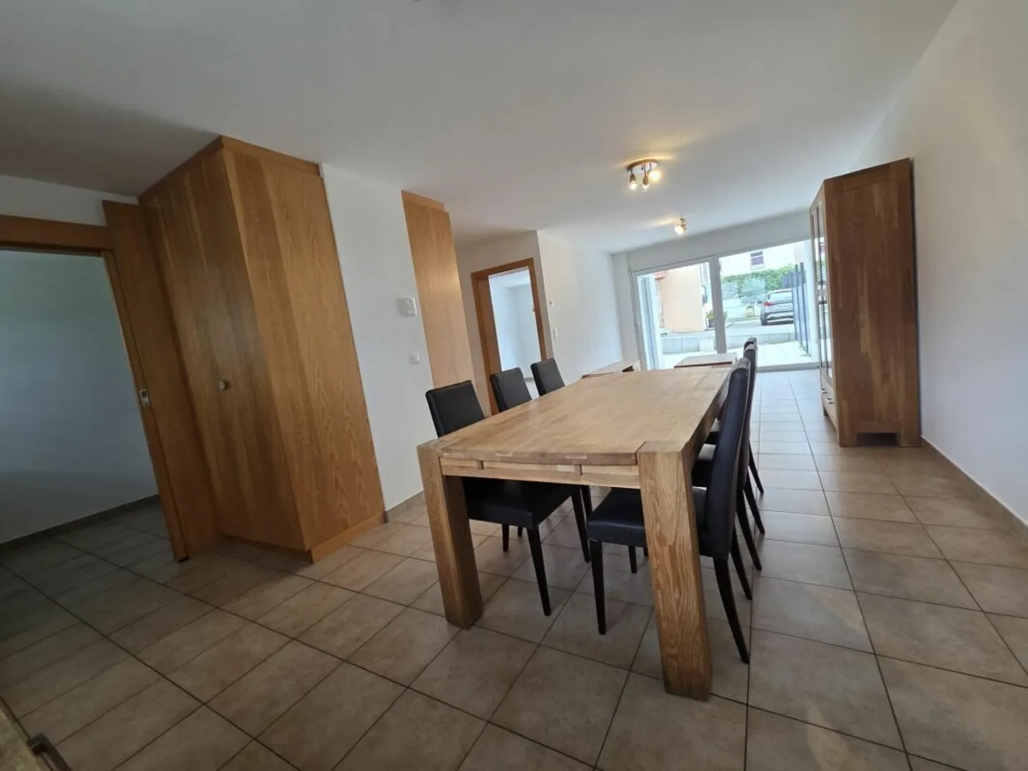 Charmant appartement 2.5 pièces - Photo 3 sur 8