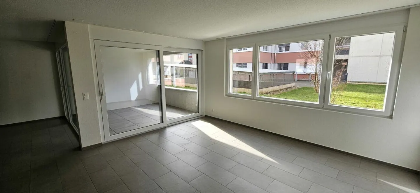 Top modern 2 1/2-room apartment, 70m2 - Photo 5 of 12