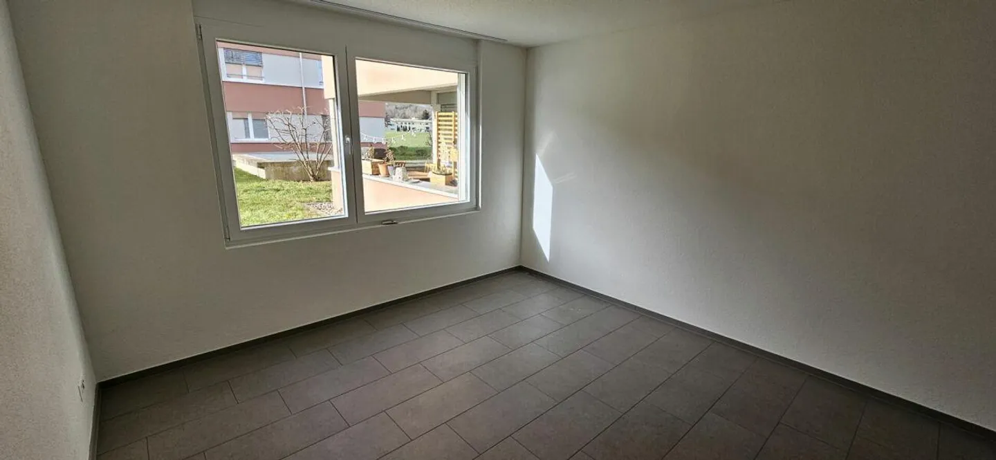 Top modern 2 1/2-room apartment, 70m2 - Photo 6 of 12