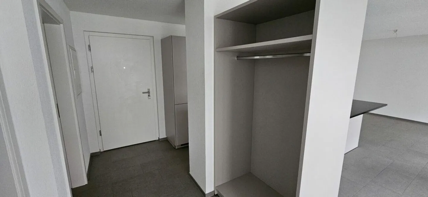 Top modern 2 1/2-room apartment, 70m2 - Photo 8 of 12