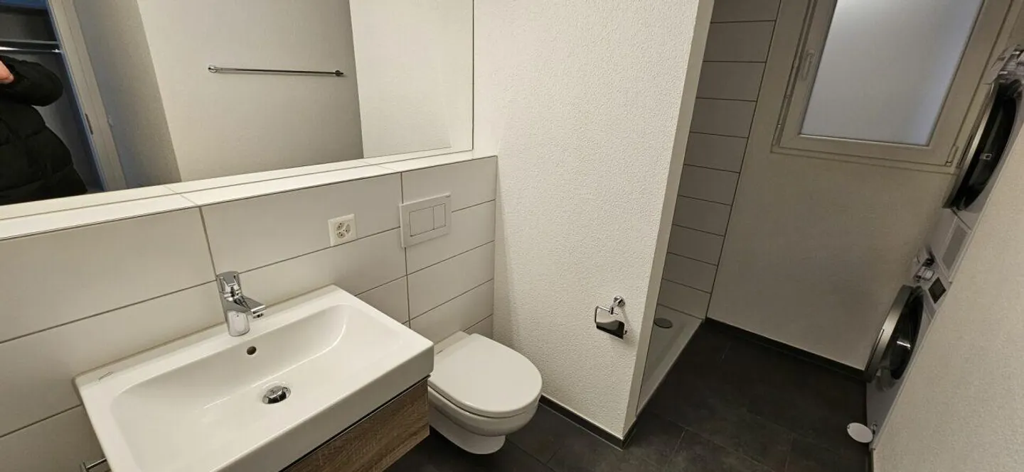 Top modern 2 1/2-room apartment, 70m2 - Photo 9 of 12