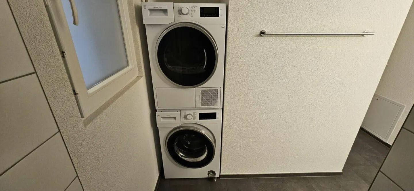 Top modern 2 1/2-room apartment, 70m2 - Photo 11 of 12