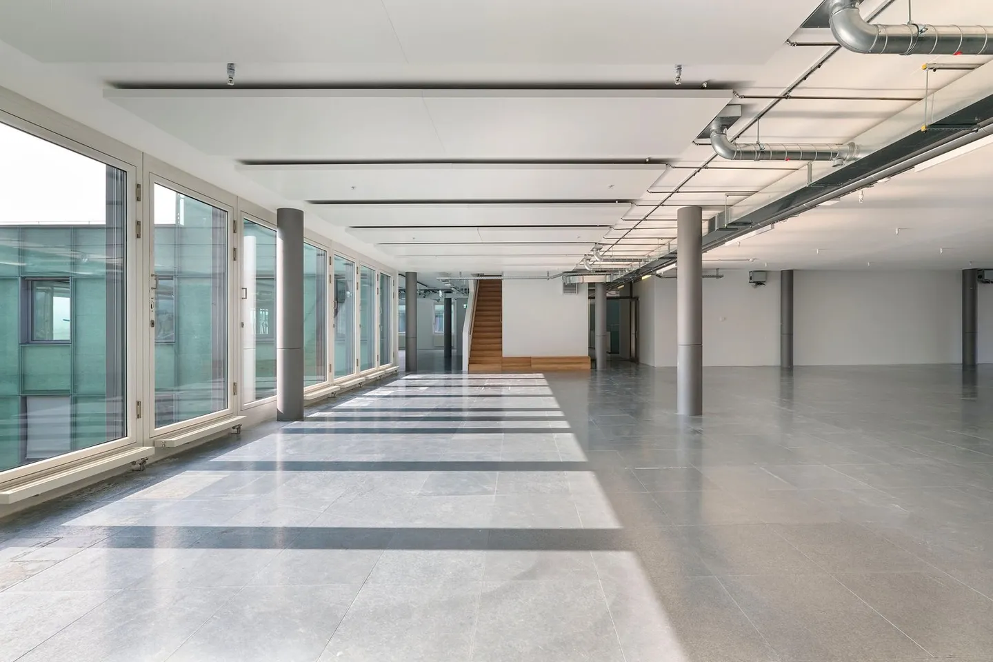 Spazi flessibili e versatili direttamente alla stazione di Basilea SBB! - Foto 3 di 13