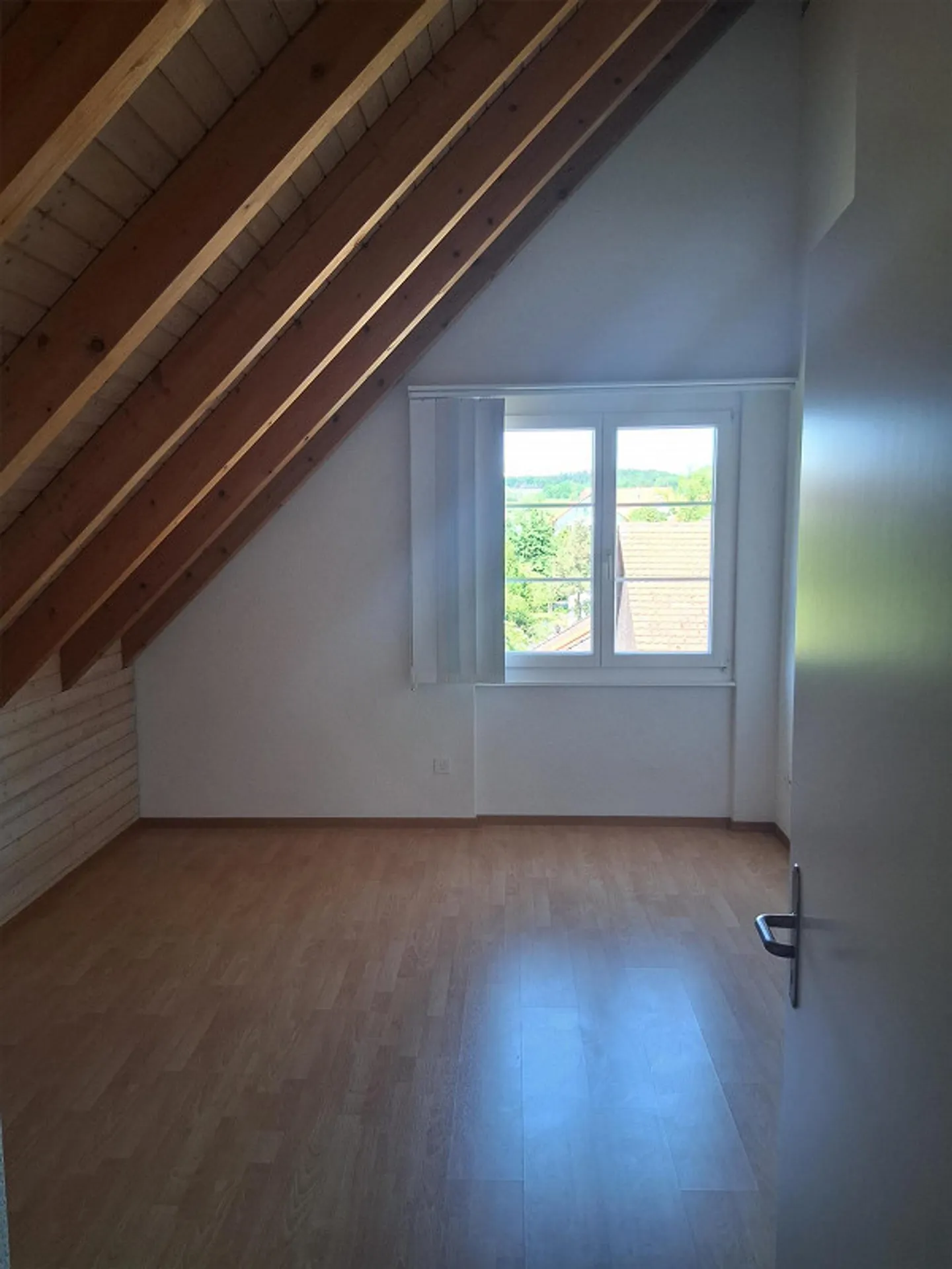 Bella maisonette di 4 1/2 stanze con charme in una posizione centrale - Foto 12 di 15