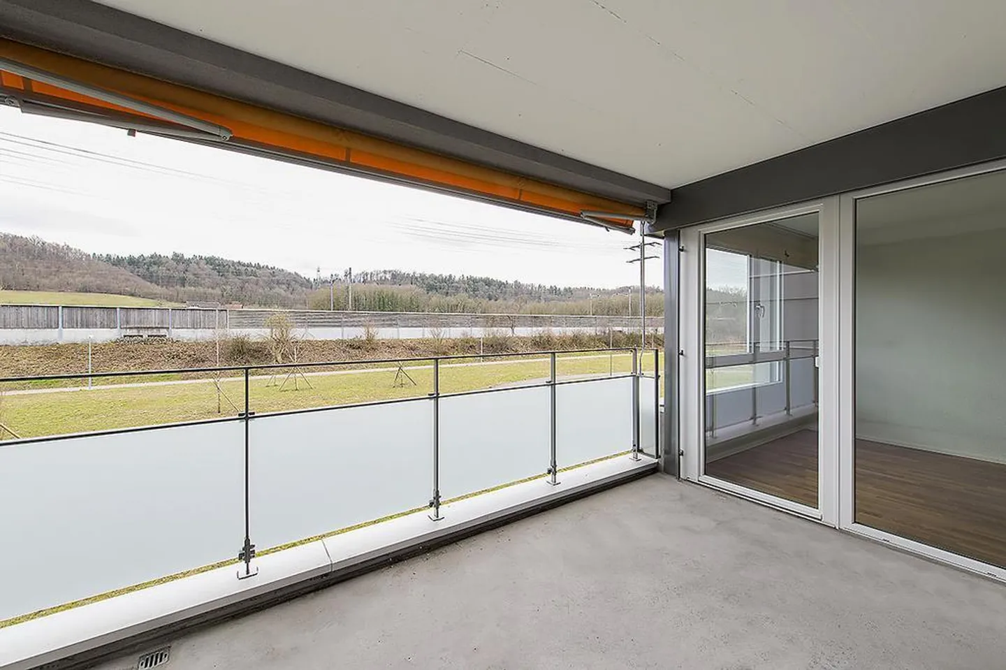 ***3'5'ZWG**97m2**EG**grosse Loggia*** - Foto 8 von 9