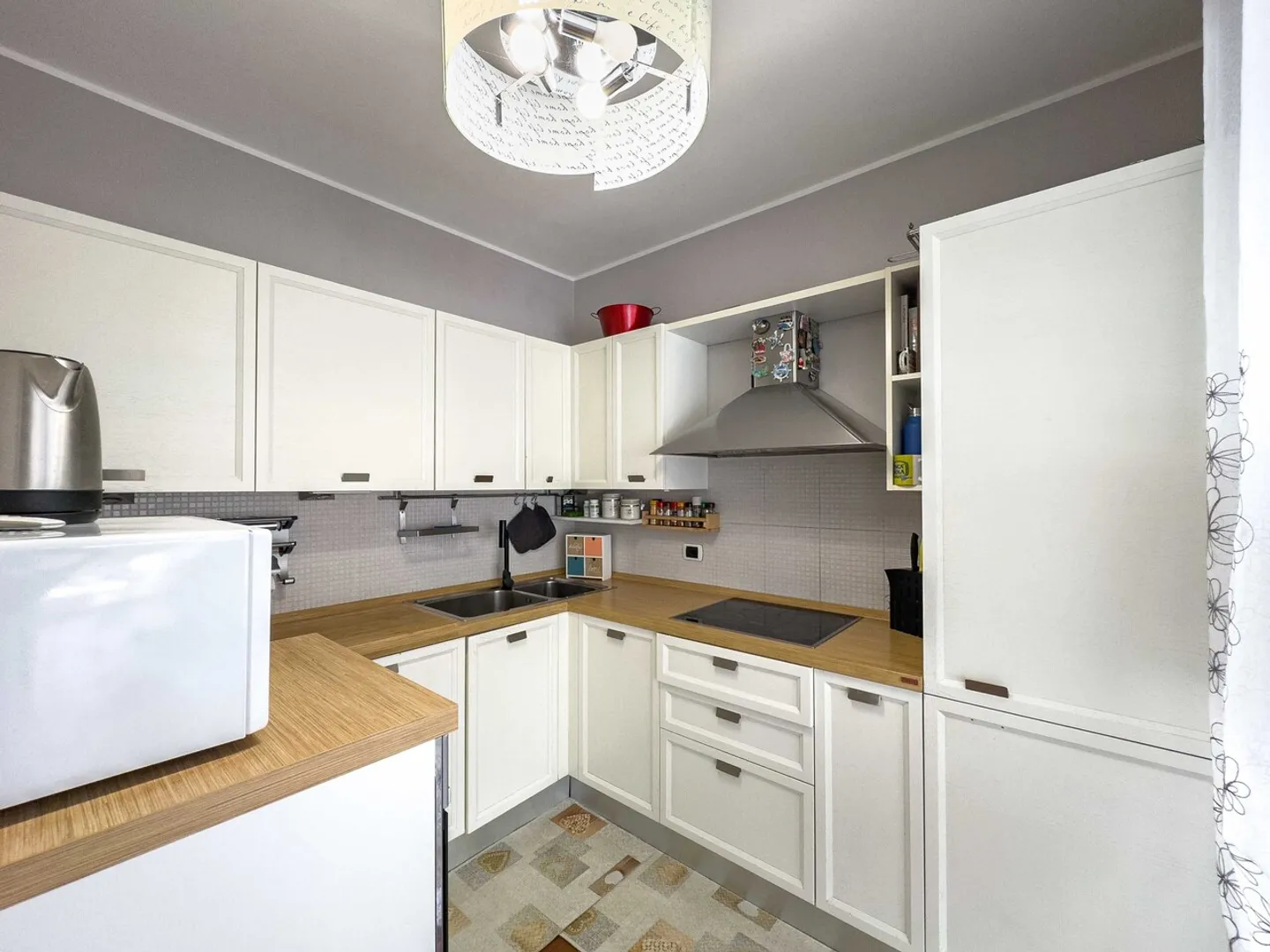 Großes und helles Doppelhaus in Melano - Foto 3 von 14