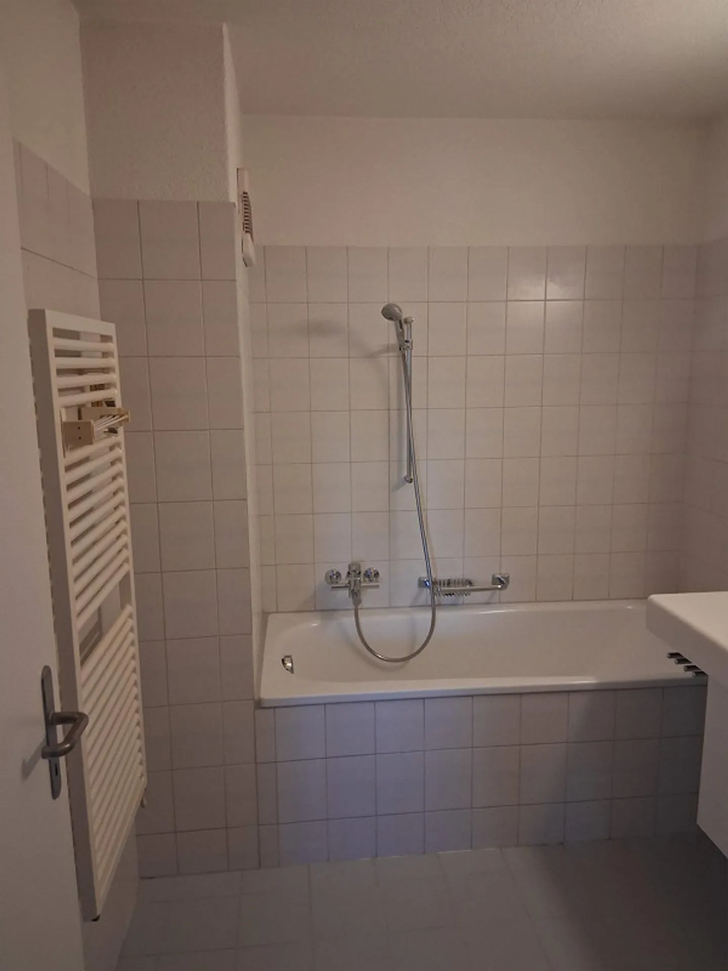 Bella maisonette di 4 1/2 stanze con charme in una posizione centrale - Foto 10 di 15