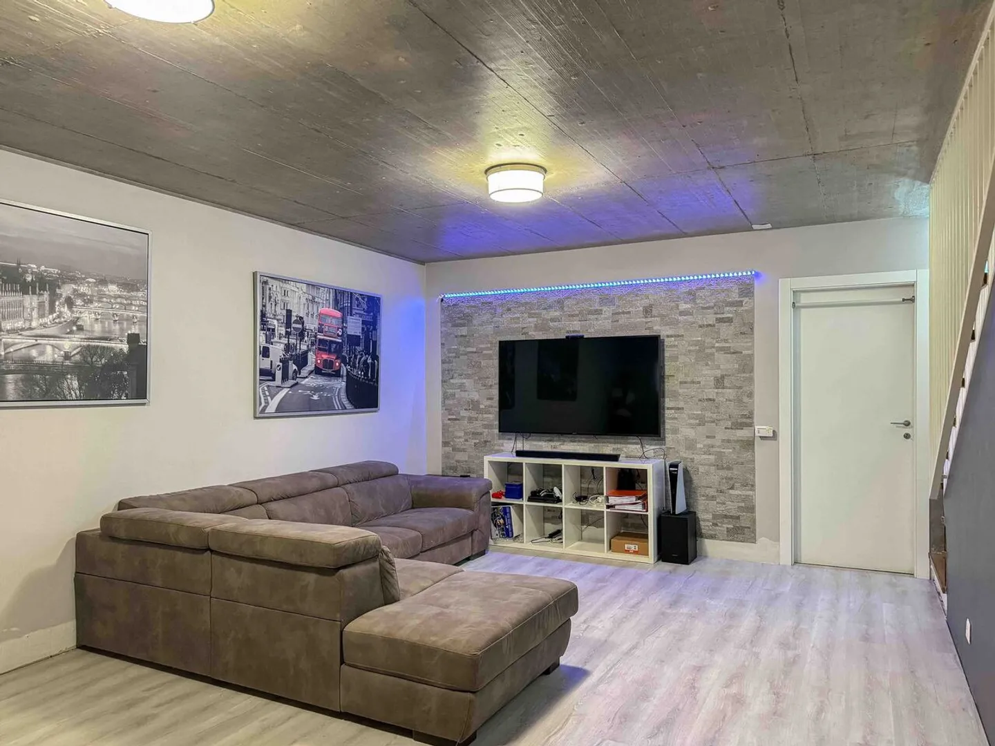 Großes und helles Doppelhaus in Melano - Foto 10 von 14