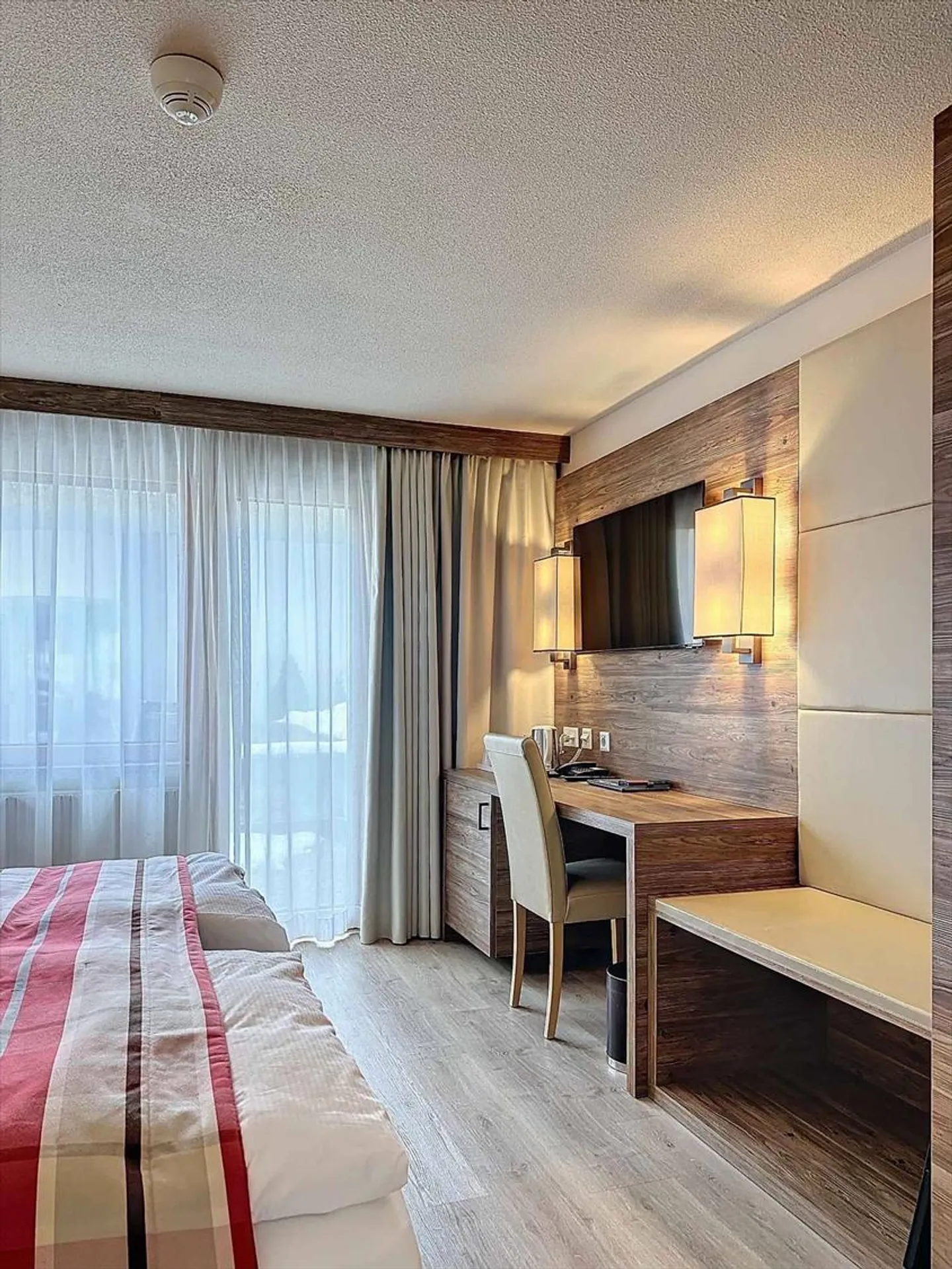 Appartamento esclusivo di 2,5 stanze, investimento attraente: appartamento centrale a Zermatt con utilizzo alberghiero e utilizzo personale - Foto 10 di 13