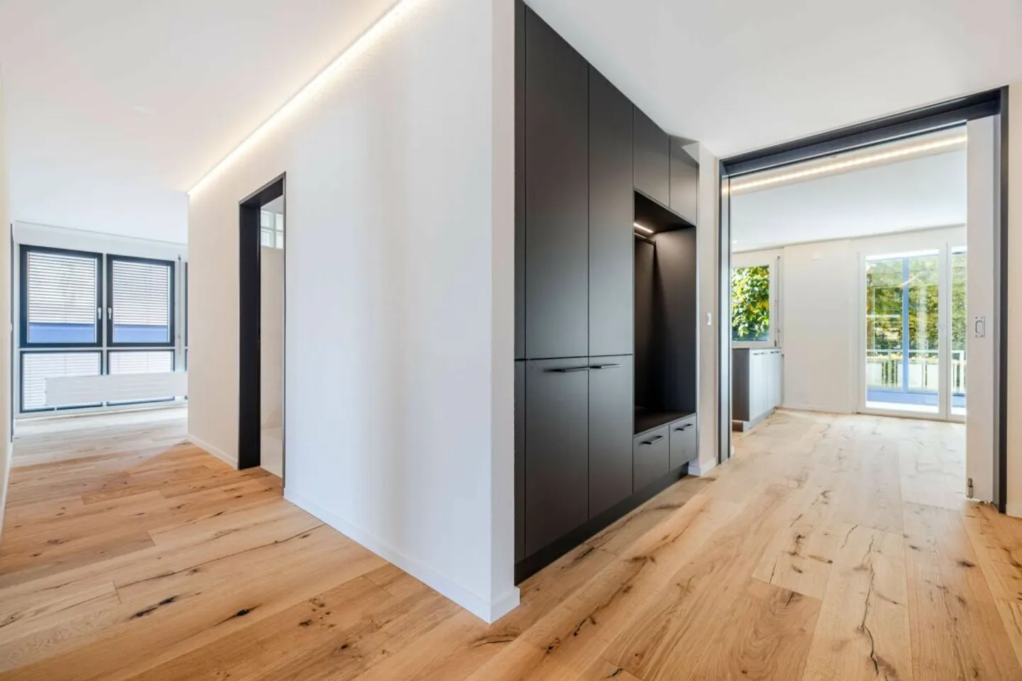 First occupancy after complete renovation: New and modern 4.5-room apartment... - Photo 2 of 13