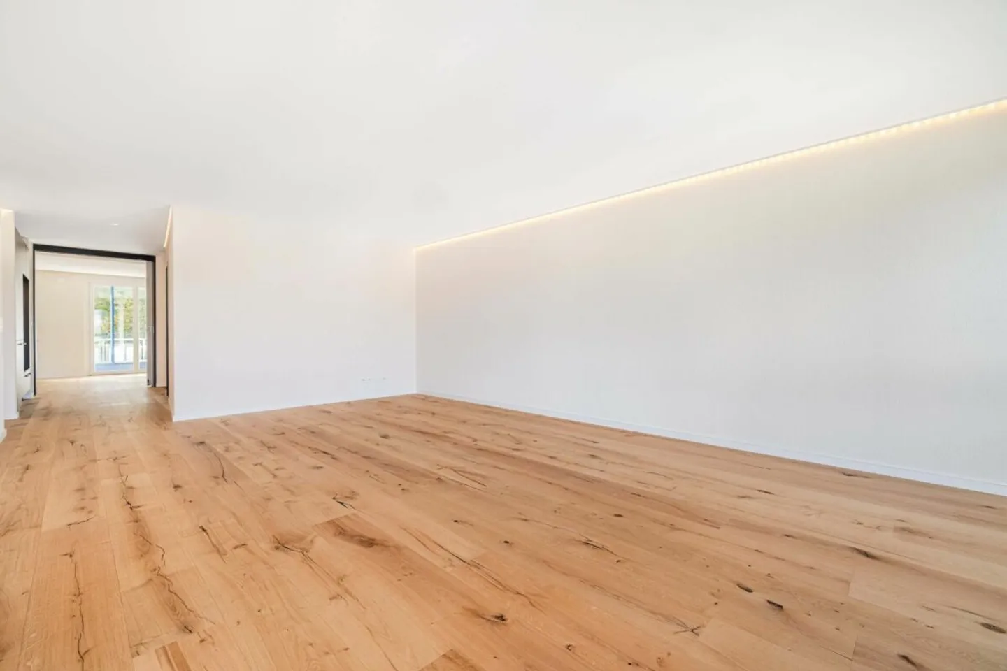 First occupancy after complete renovation: New and modern 4.5-room apartment... - Photo 6 of 13