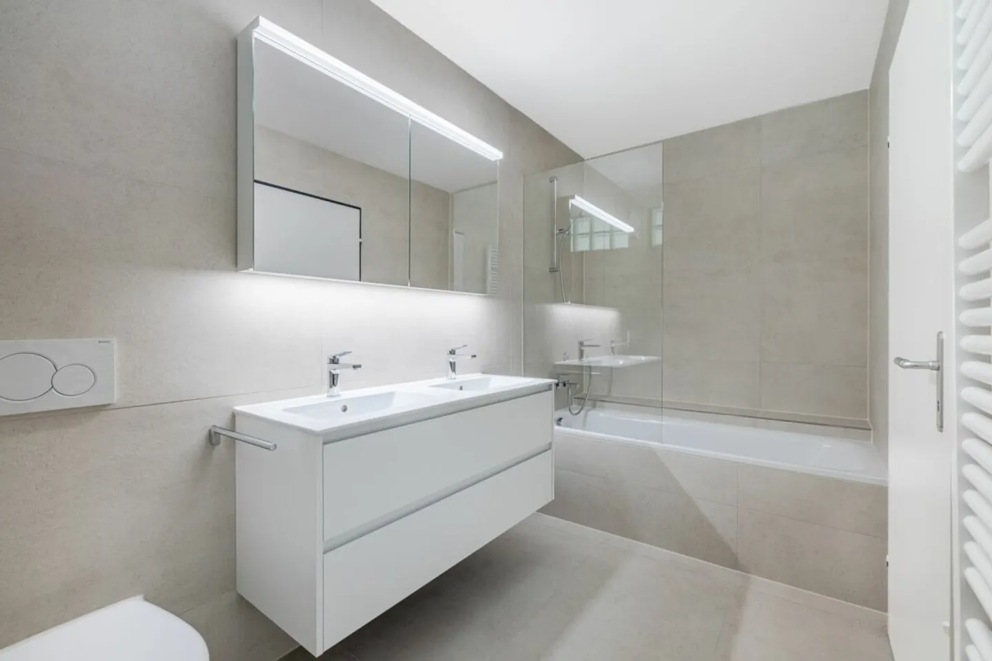 First occupancy after complete renovation: New and modern 4.5-room apartment... - Photo 7 of 13