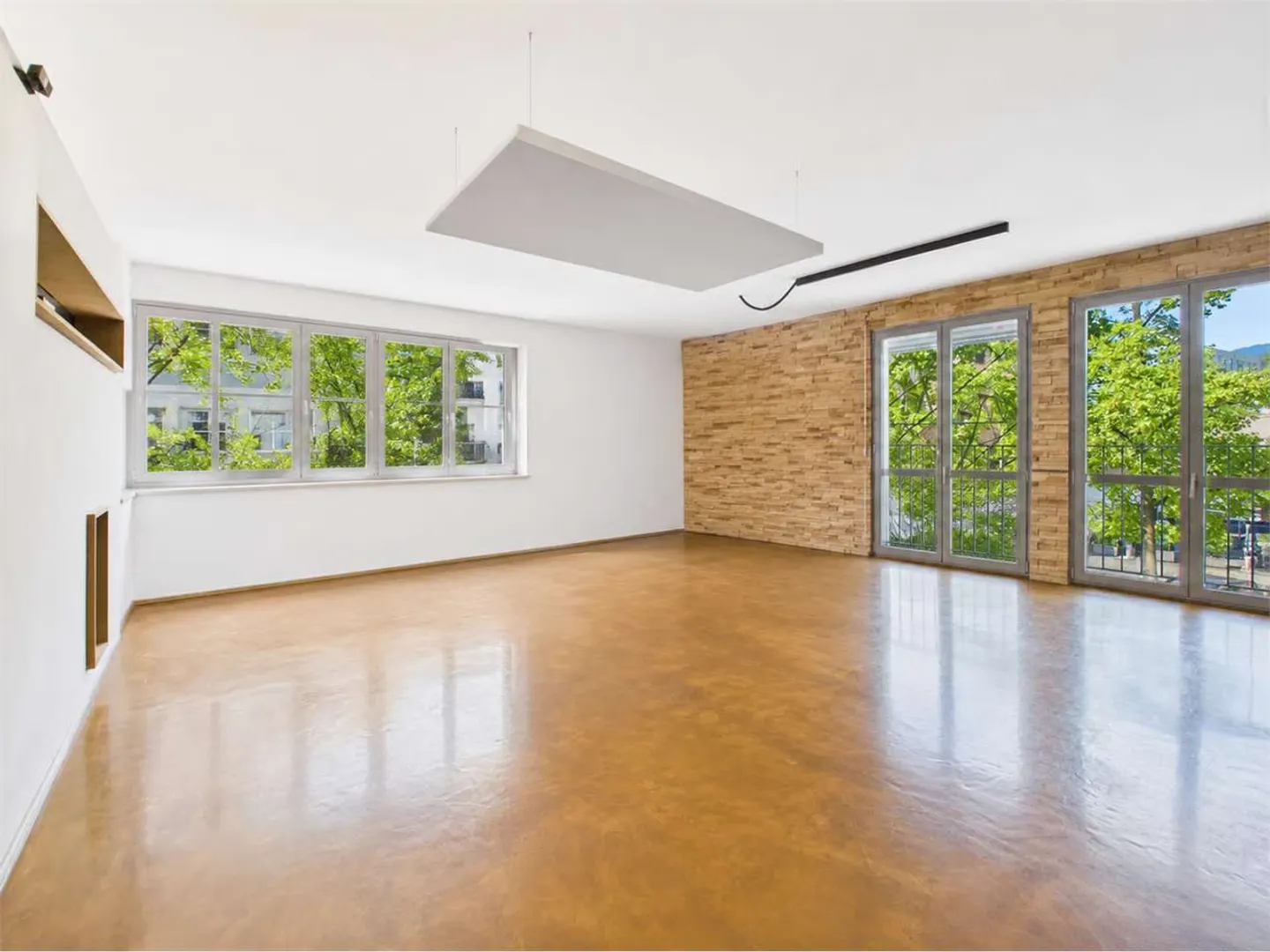 Appartement spacieux dans un quartier central - Photo 5 sur 8