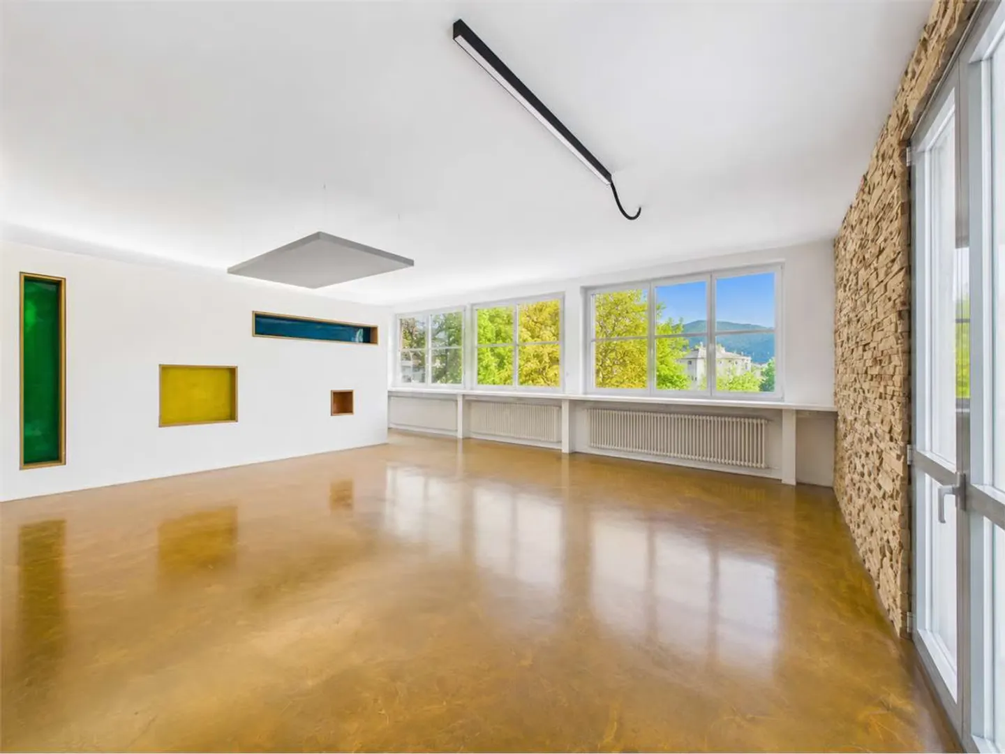 Appartement spacieux dans un quartier central - Photo 6 sur 8