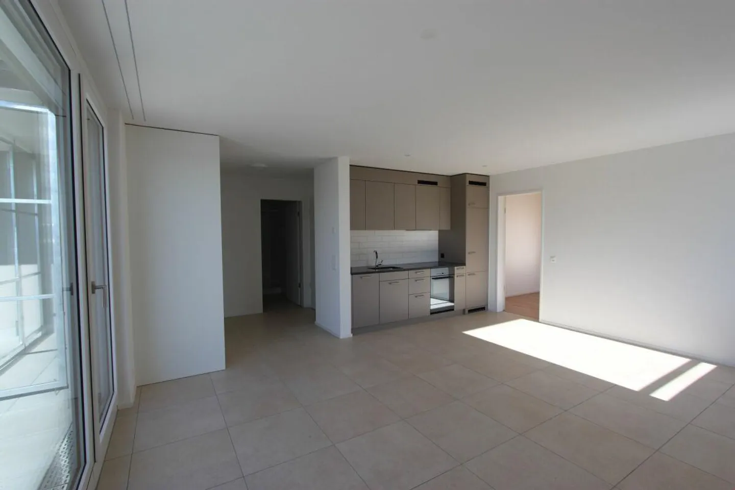 Moderno appartamento attico di 2,5 stanze - Foto 4 di 6