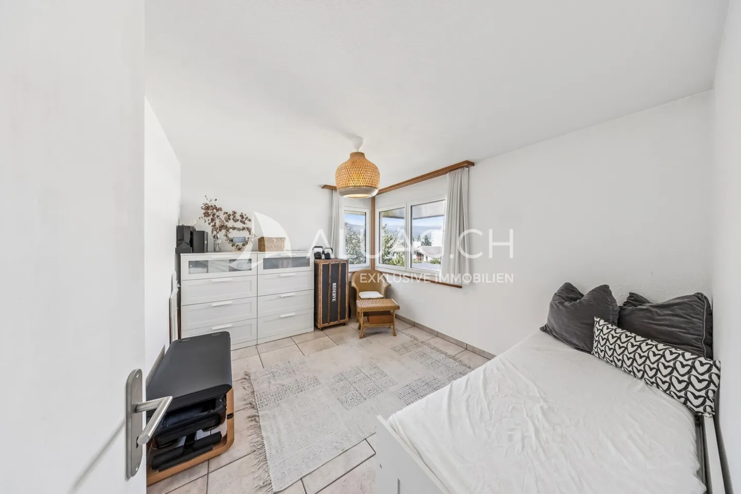 SPACIOUS DUPLEX APARTMENT (132 M²) - Photo 7 of 14