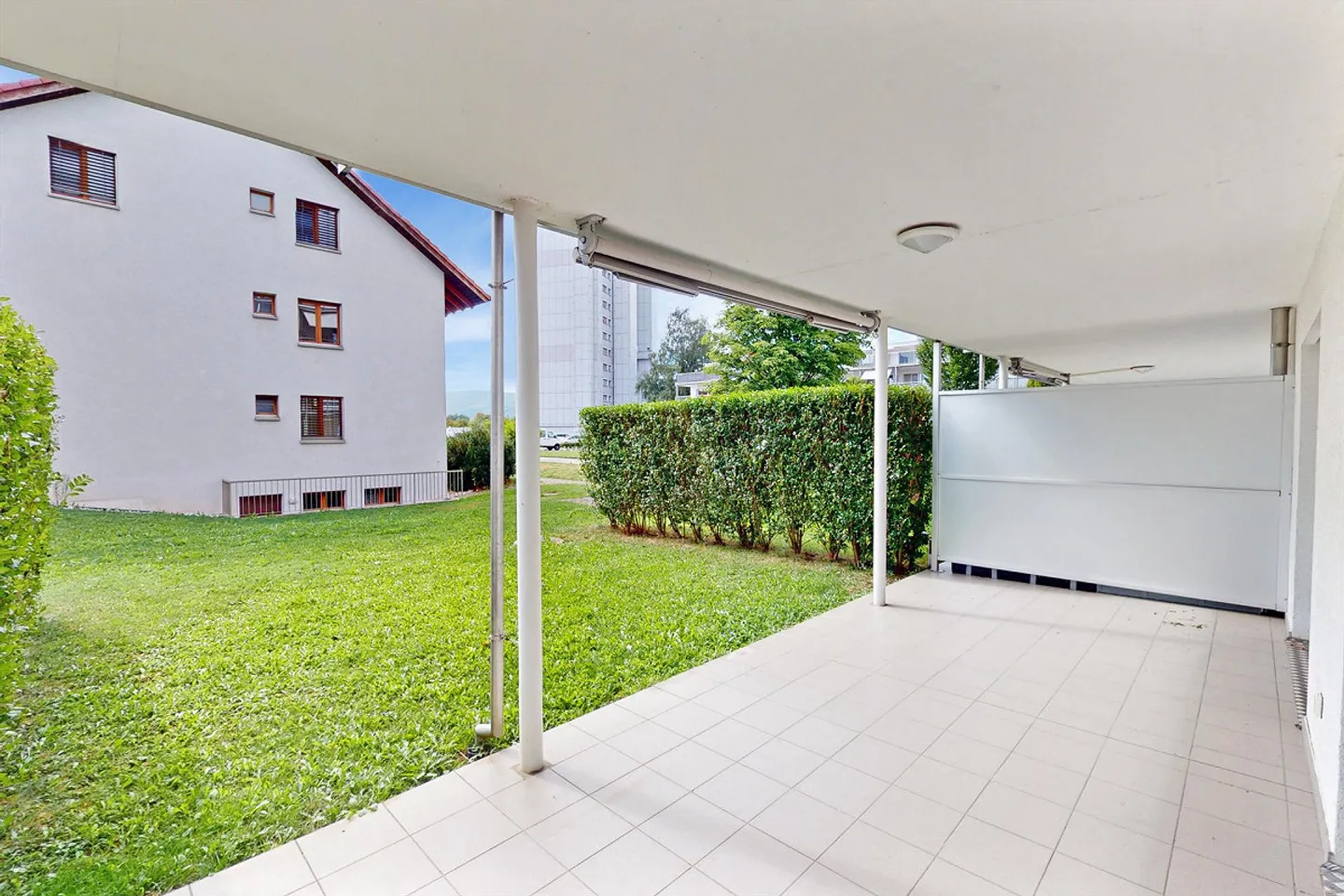 Appartamento spazioso e luminoso con terrazza! - Foto 4 di 9