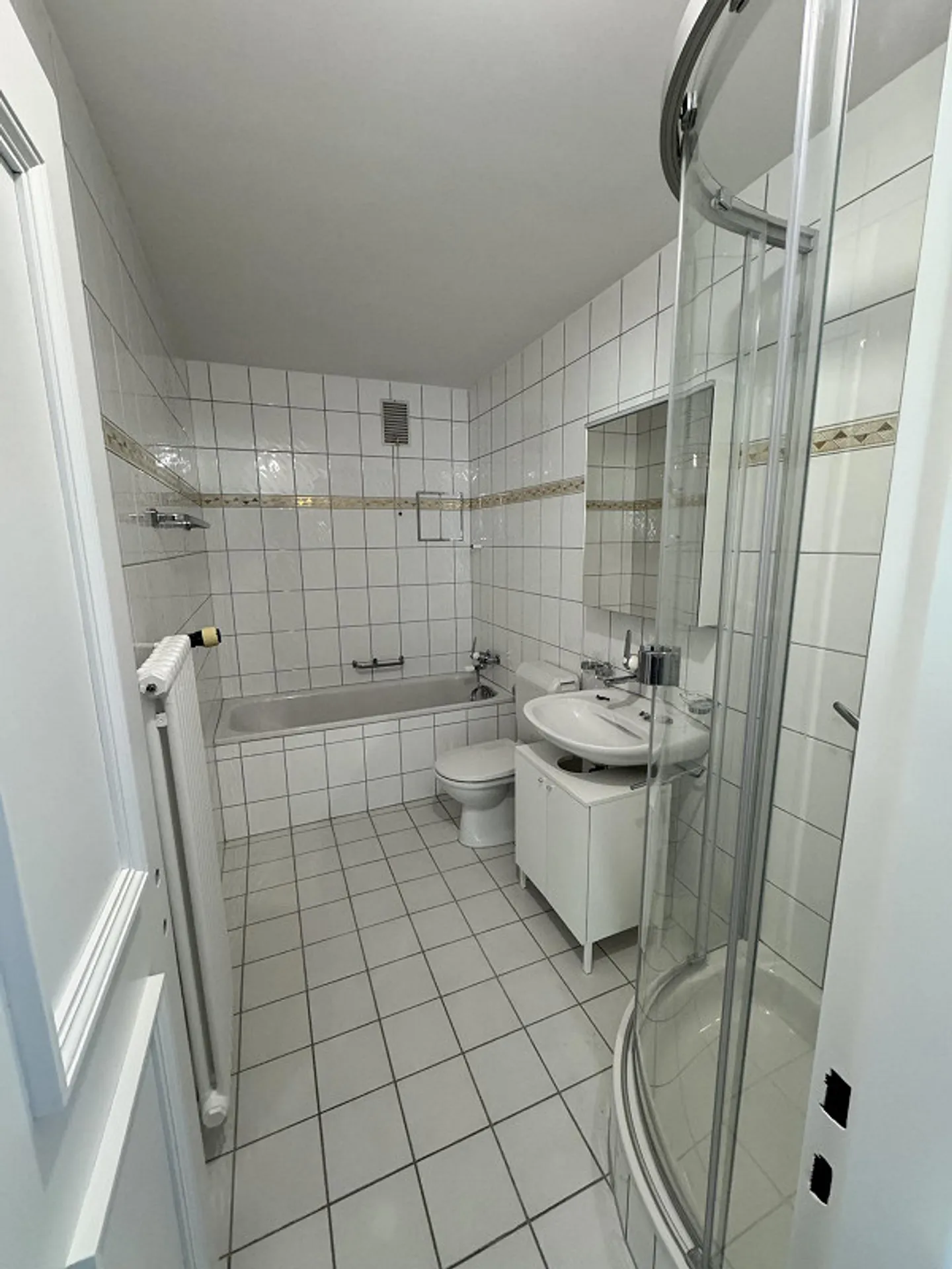3.5 Room Apartment in Prime Location in Unterägeri for Sale - Photo 9 of 9