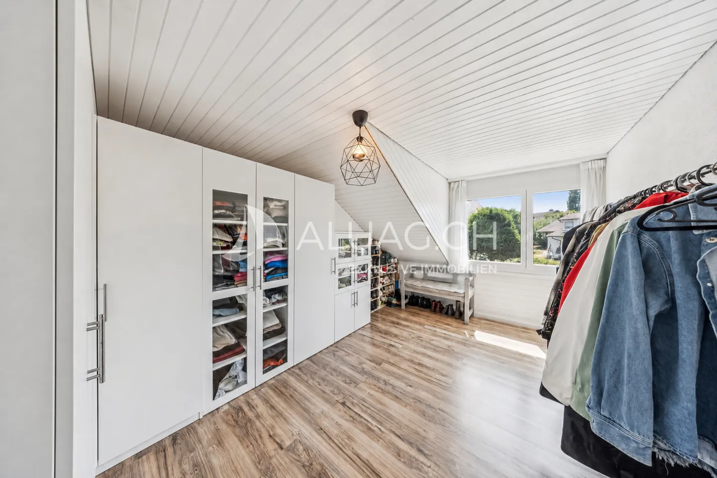 SPACIOUS DUPLEX APARTMENT (132 M²) - Photo 8 of 14