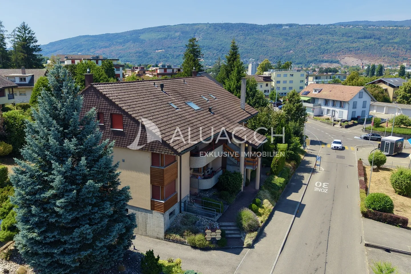 SPACIOUS DUPLEX APARTMENT (132 M²) - Photo 13 of 14