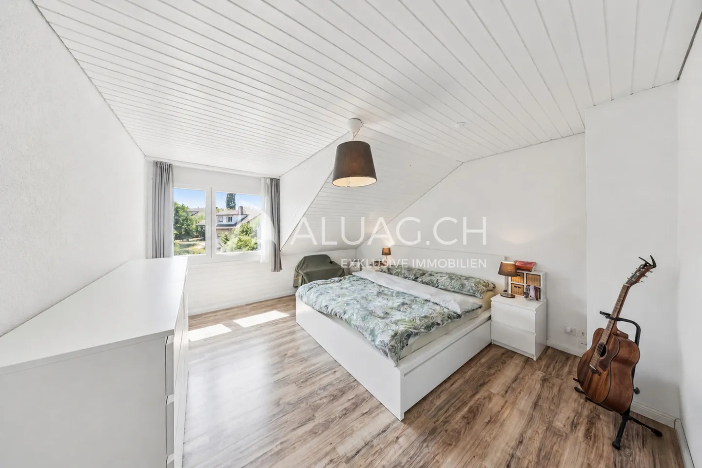 SPACIOUS DUPLEX APARTMENT (132 M²) - Photo 9 of 14
