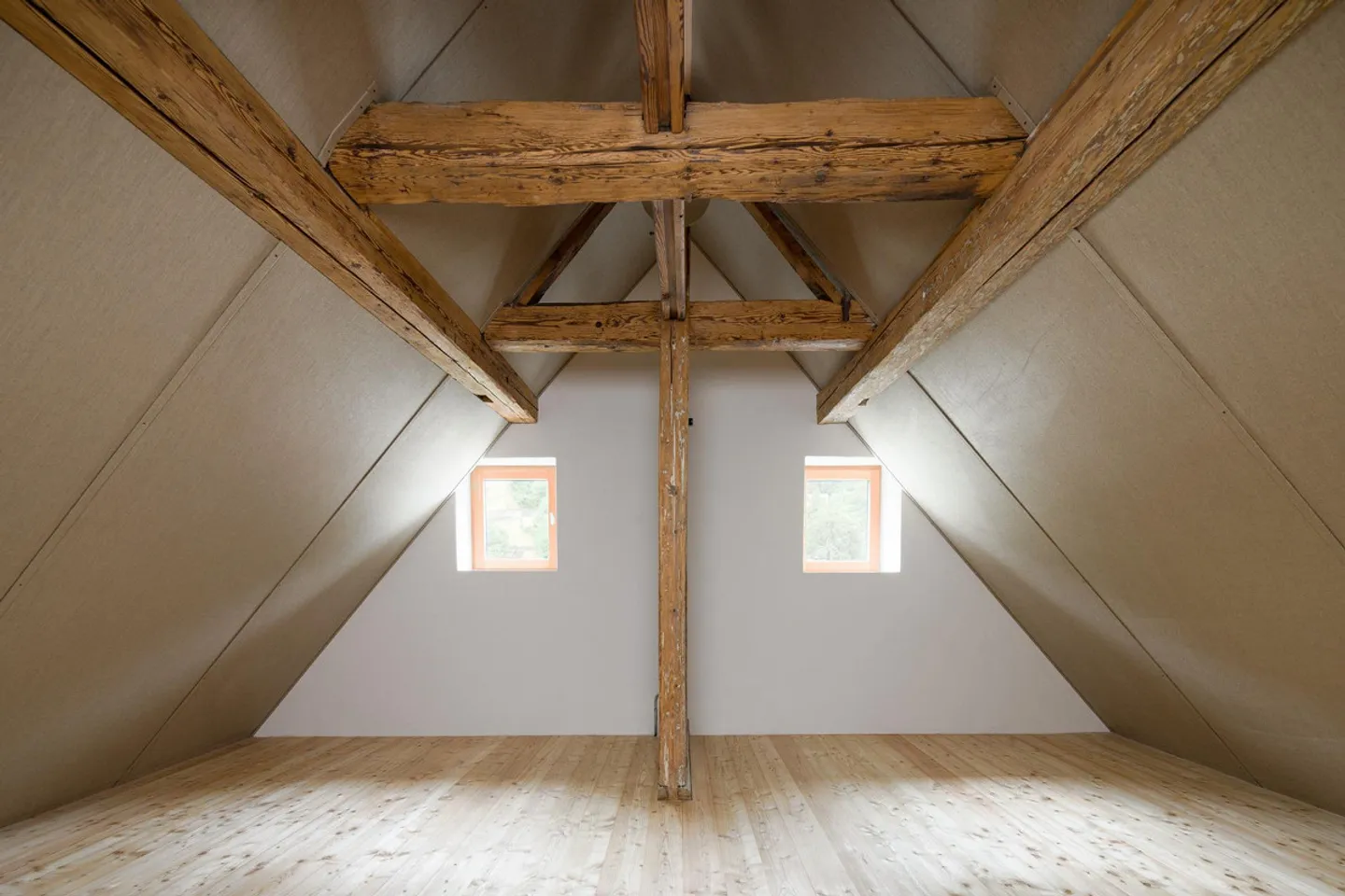 5.5 Zimmer Maisonette Wohnung zwischen historisch und modern - Foto 7 von 11