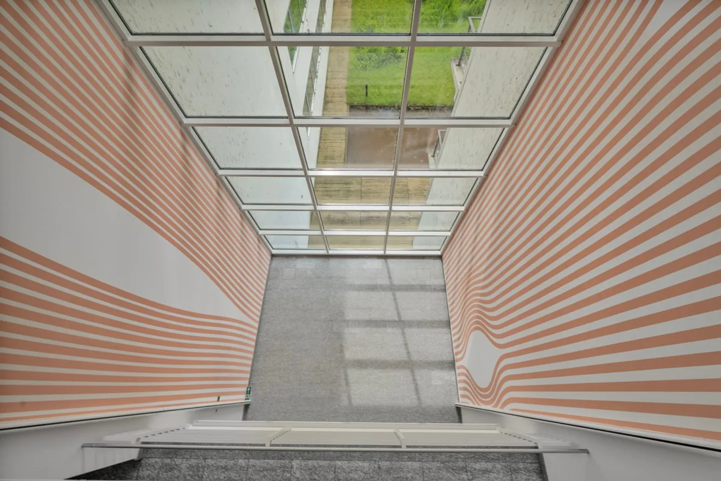 450 m² High-quality developed and ready-to-move-in office space - Photo 4 of 13