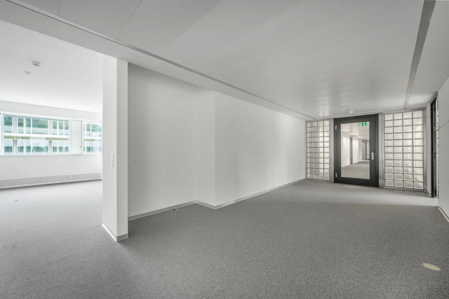 450 m² High-quality developed and ready-to-move-in office space - Photo 5 of 13