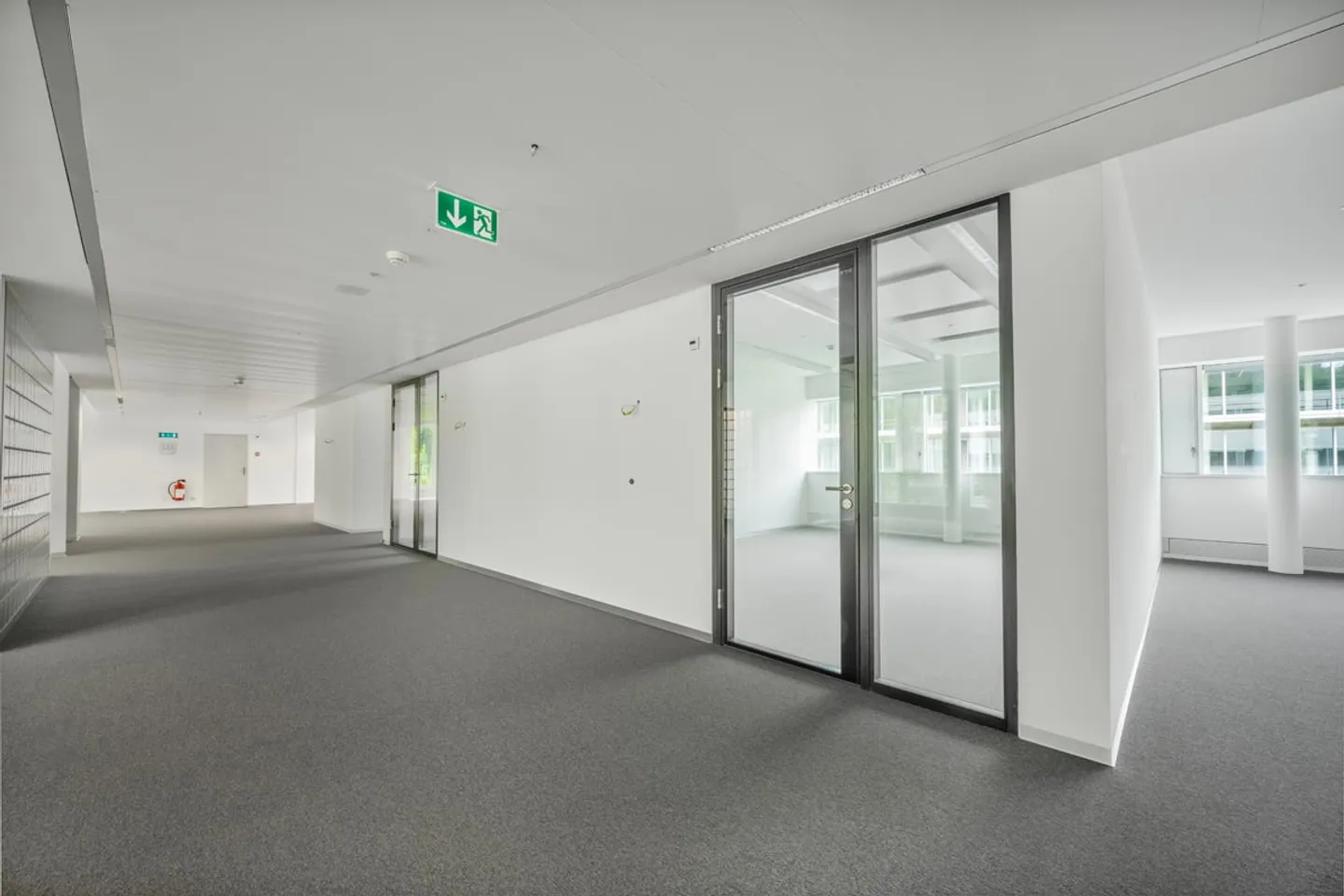 450 m² High-quality developed and ready-to-move-in office space - Photo 6 of 13