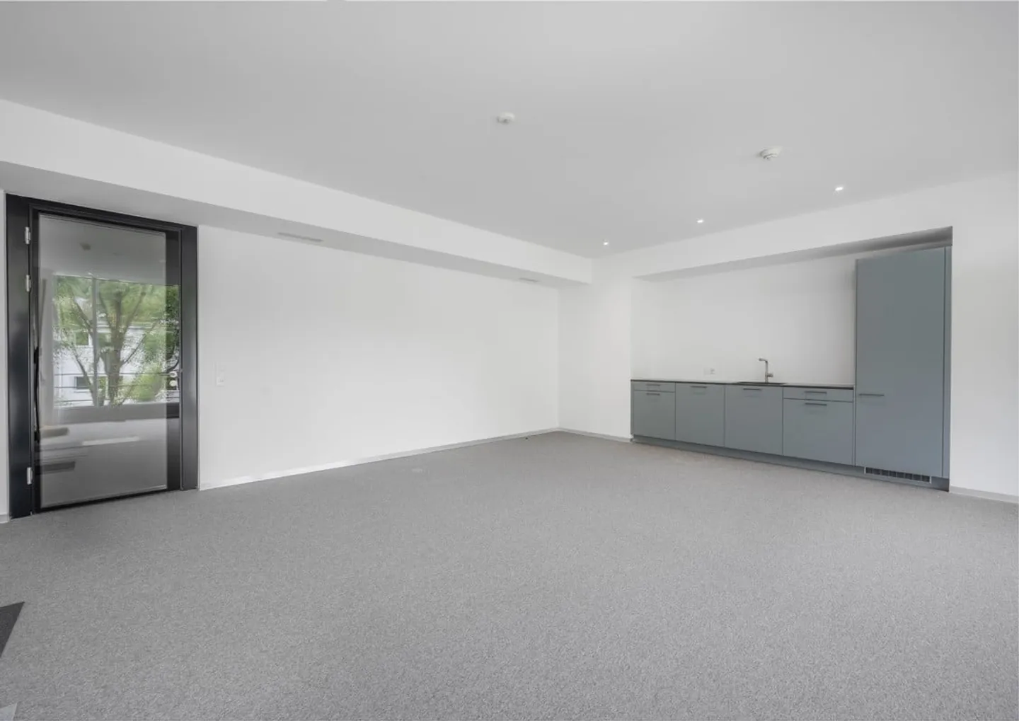 450 m² High-quality developed and ready-to-move-in office space - Photo 9 of 13